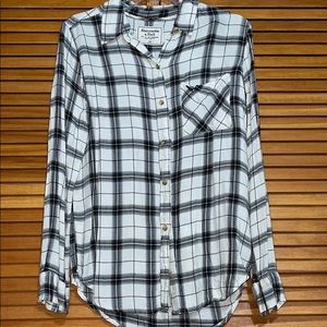 Women’s Abercrombie & Fitch Button Up Shirt